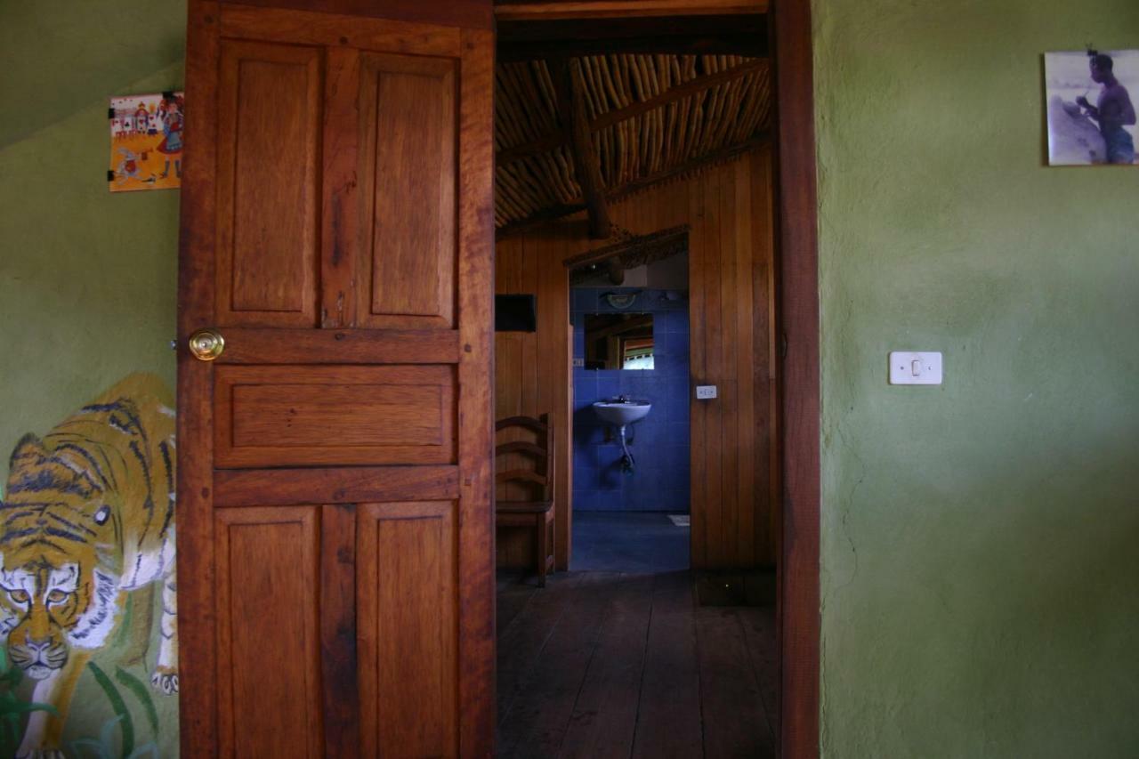 Avalon Hostal Boutique Vilcabamba Extérieur photo